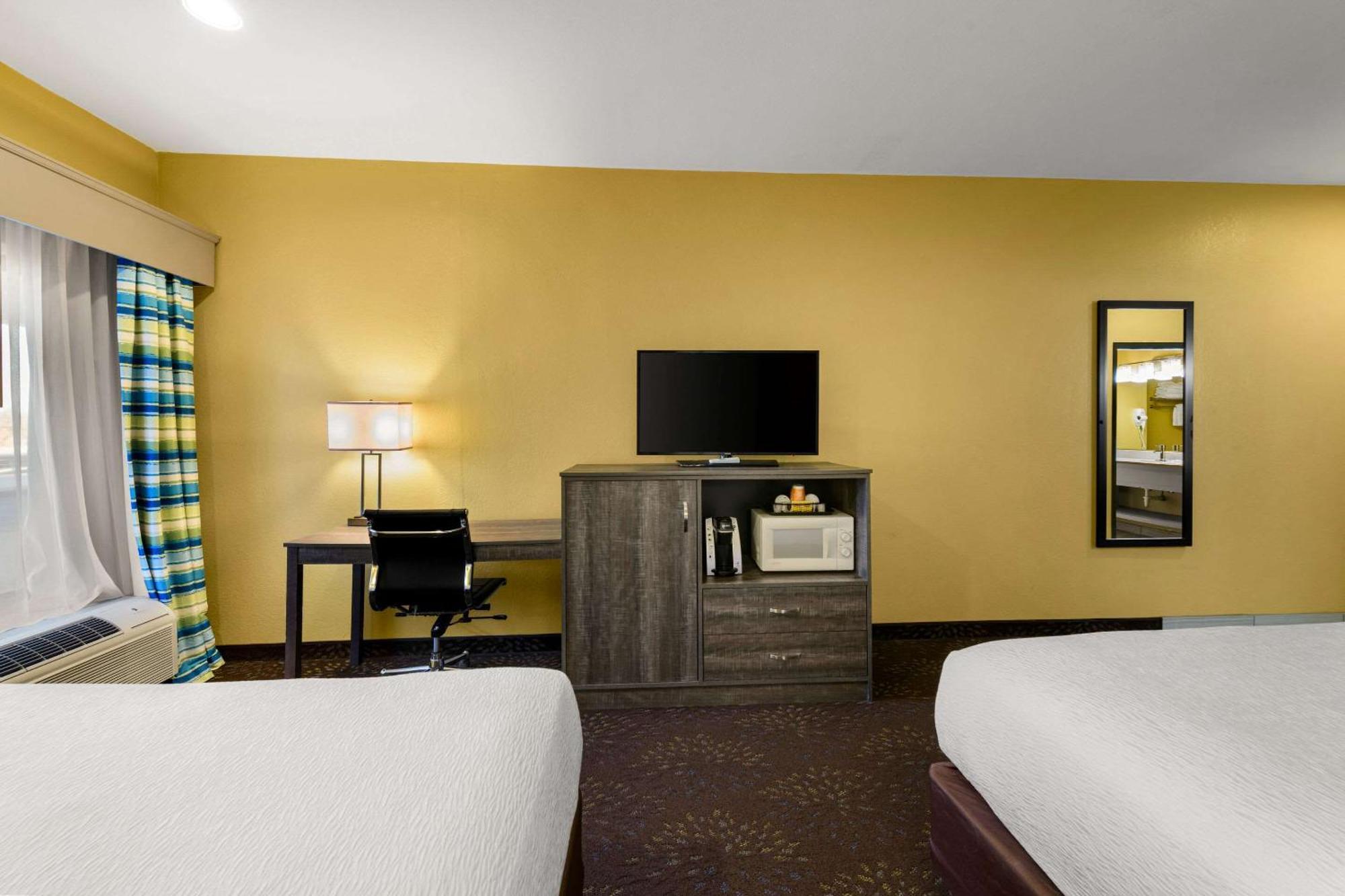 Quality 3* Warrensburg